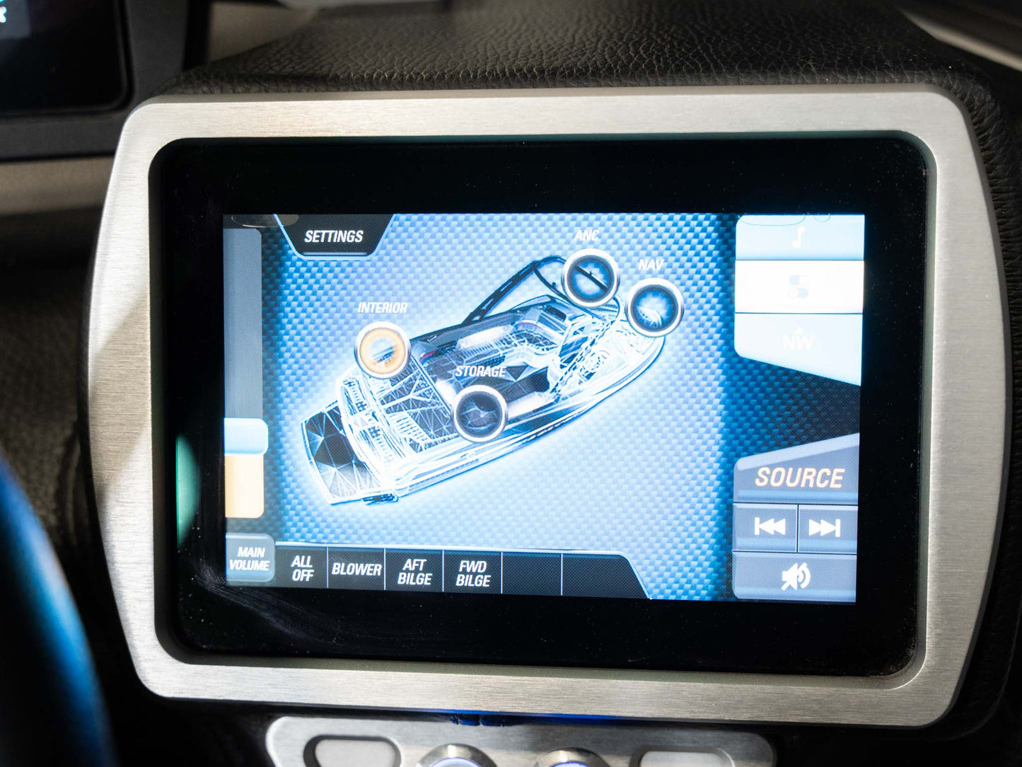 2021 Malibu 21 MLX - White / Black - BoardCo Boats