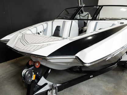 2021 Malibu 21 MLX - White / Black - BoardCo Boats