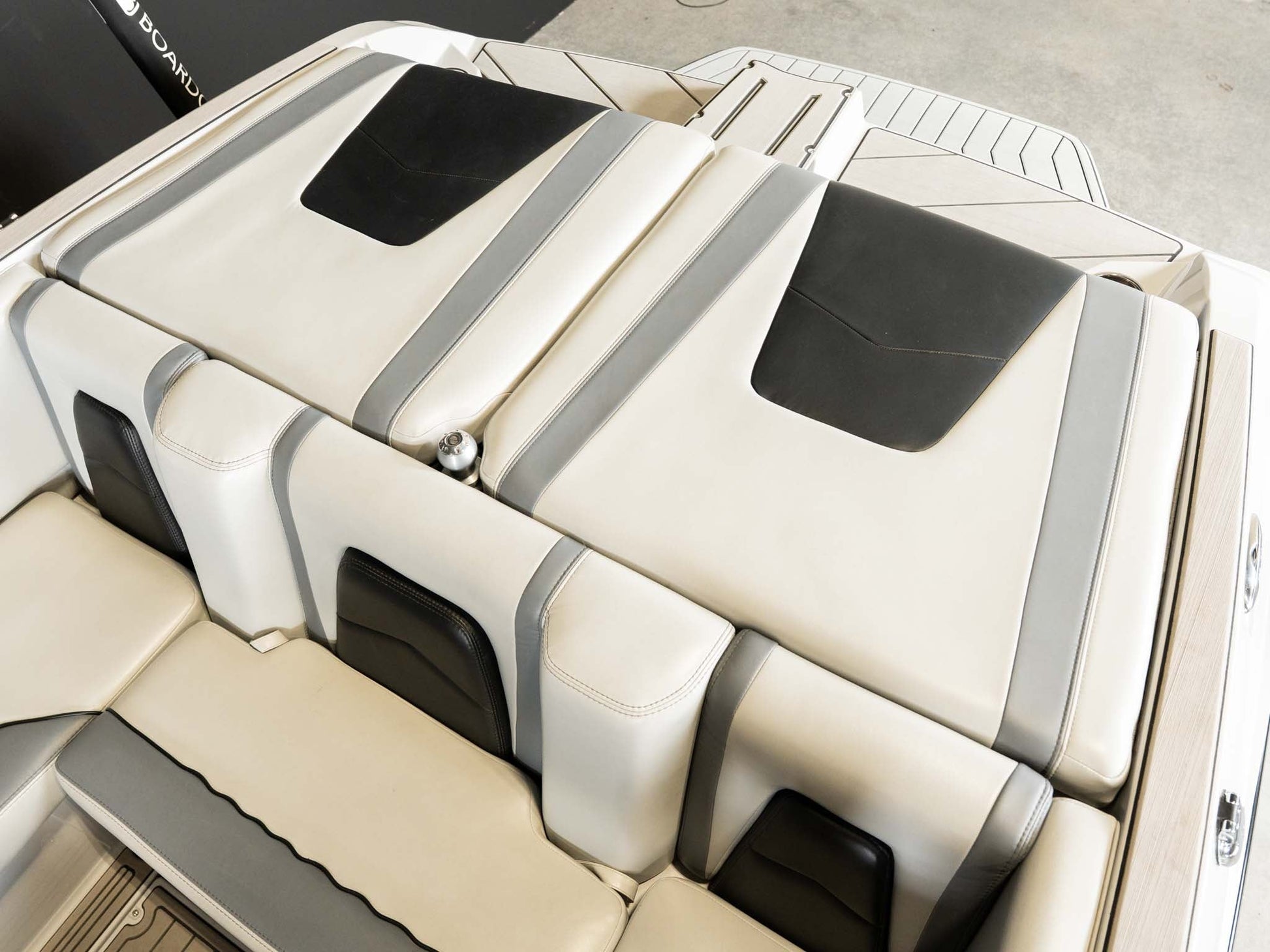 2021 Malibu 21 MLX - White / Black - BoardCo Boats