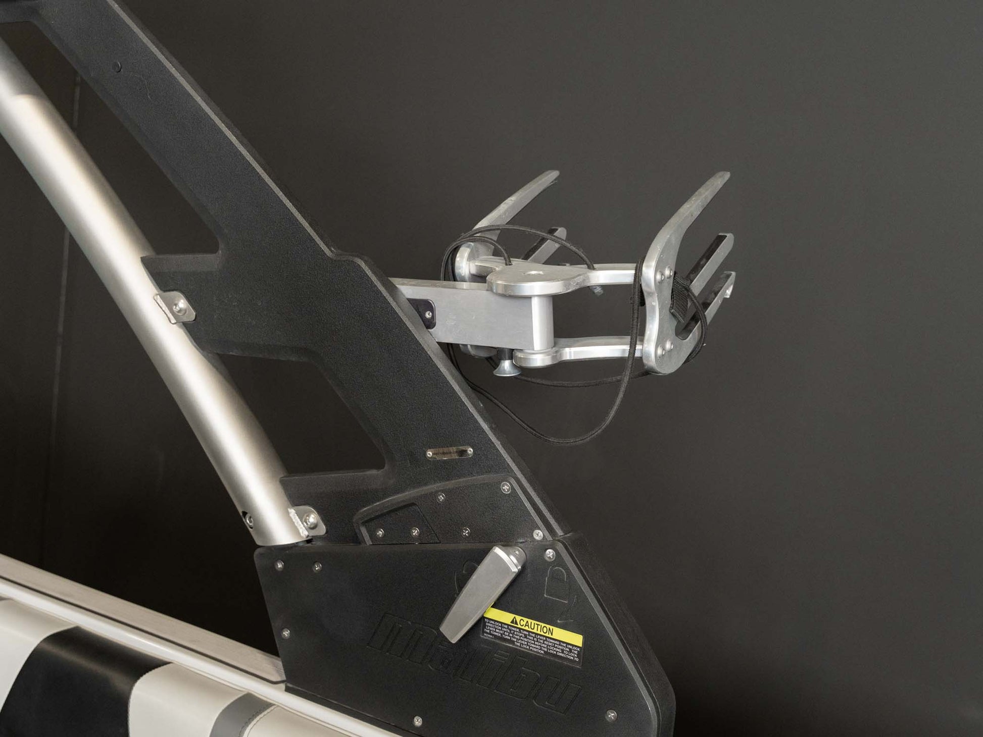 2021 Malibu 21 MLX - White / Black - BoardCo Boats
