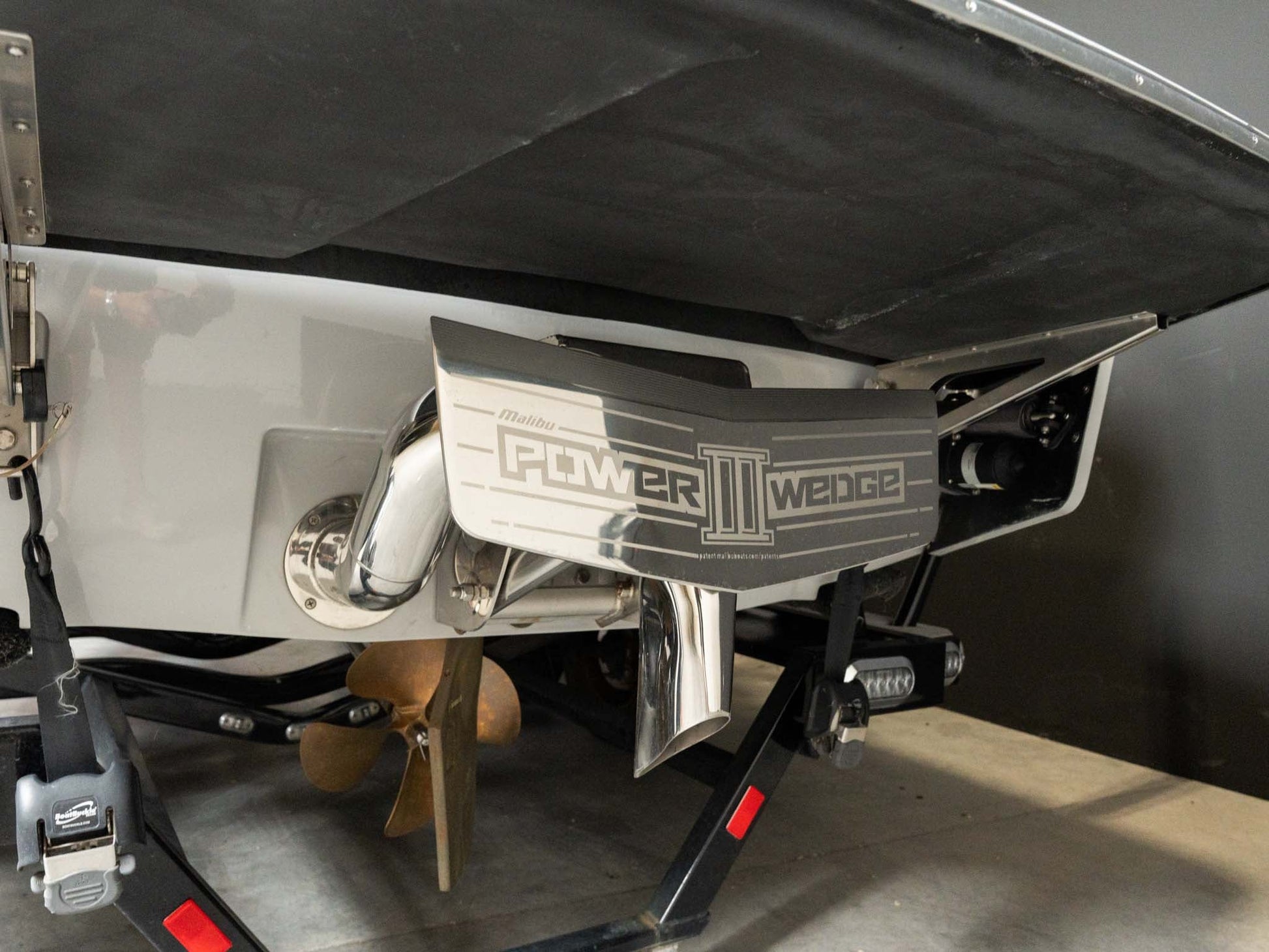 2021 Malibu 21 MLX - White / Black - BoardCo Boats
