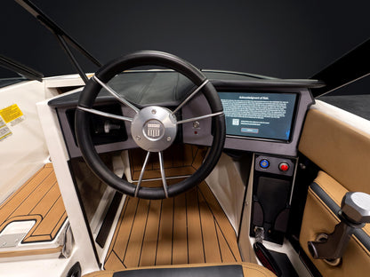 2021 Mastercraft ProStar in All White w/ Tan interior