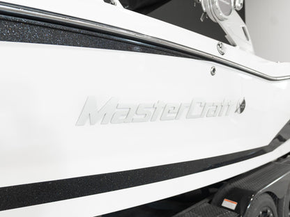2021 Mastercraft X22 - White / Black Flake - BoardCo Boats