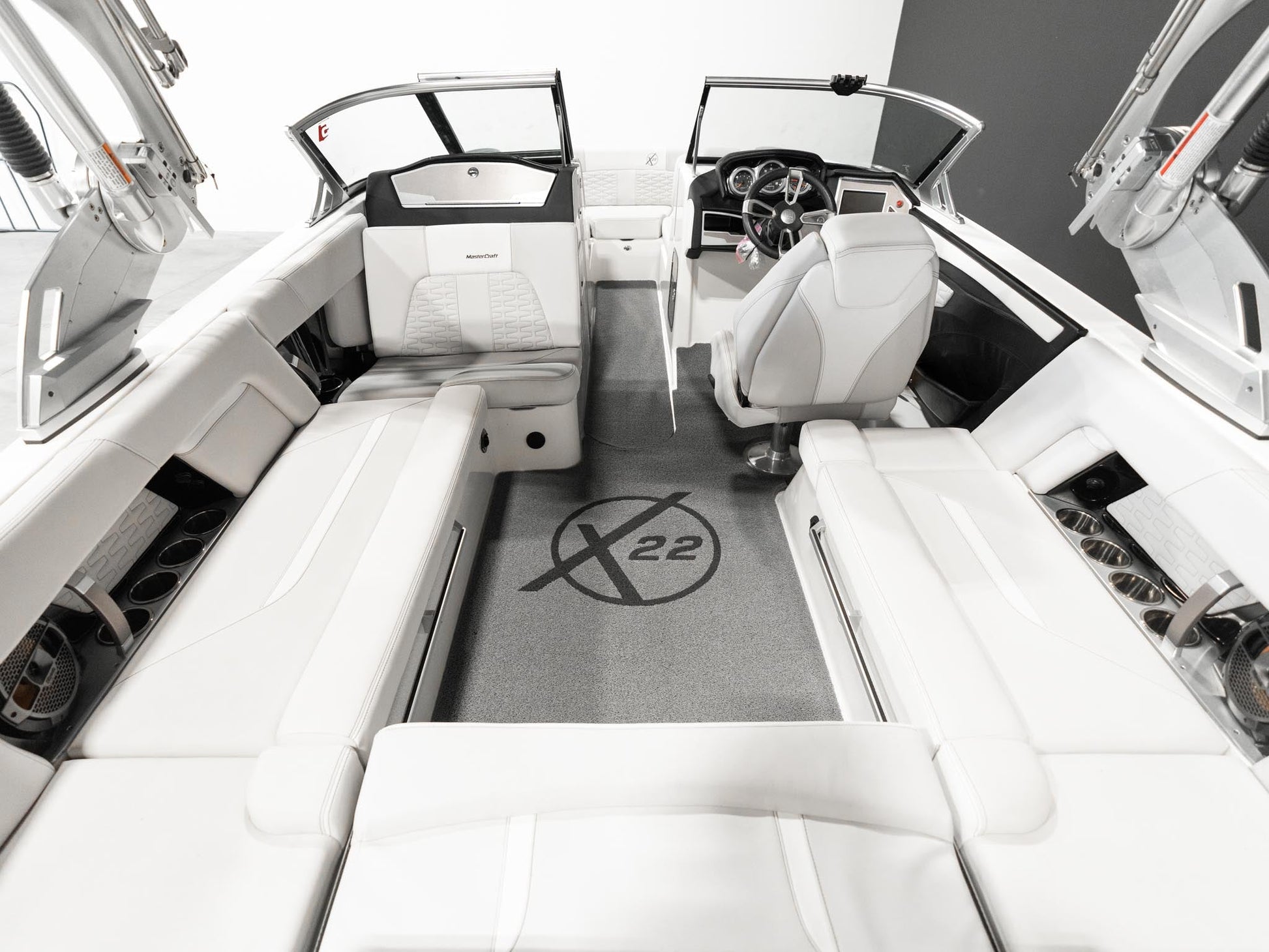 2021 Mastercraft X22 - White / Black Flake - BoardCo Boats