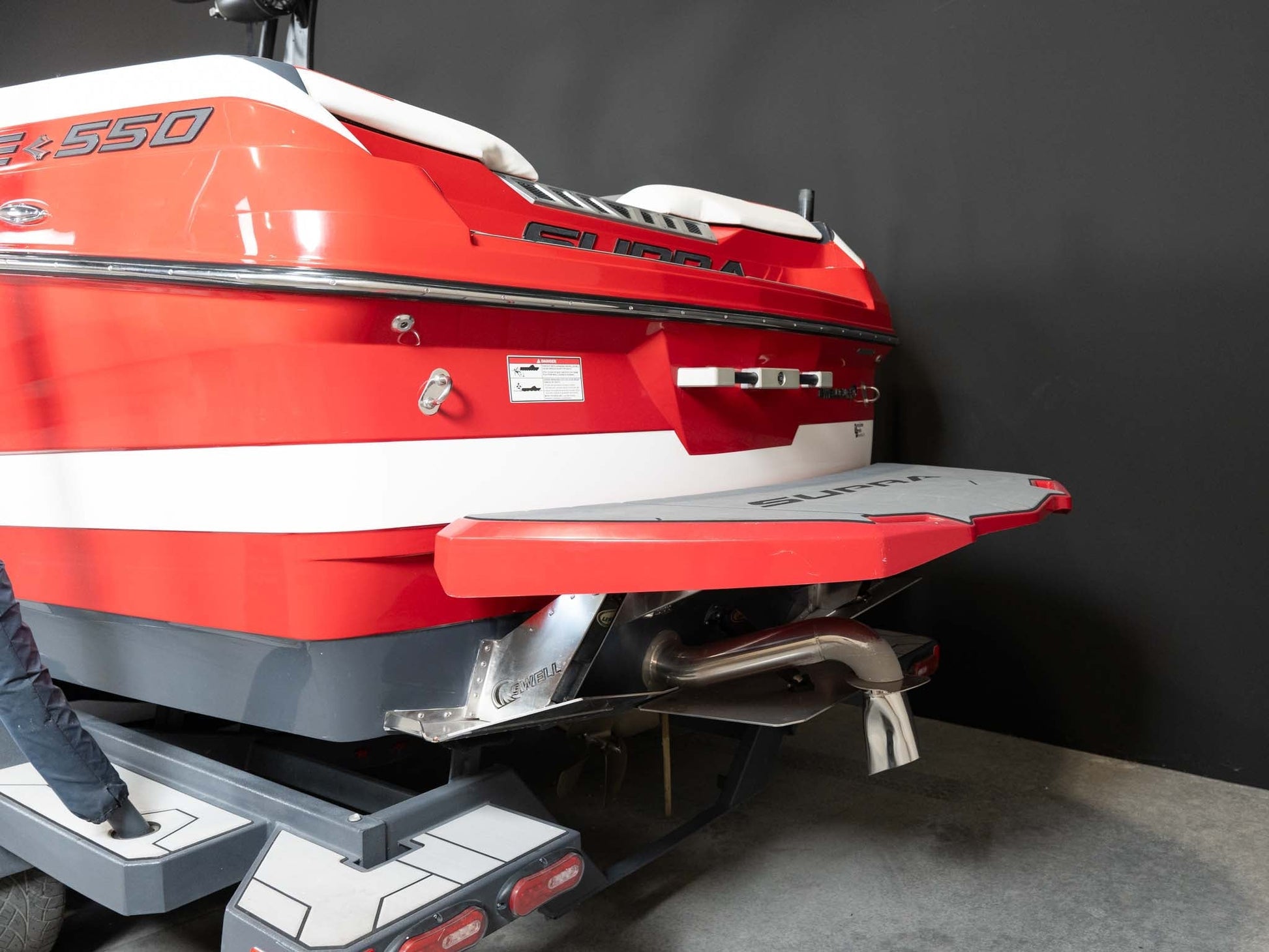 2021 Supra SA550 - Red / White - BoardCo Boats