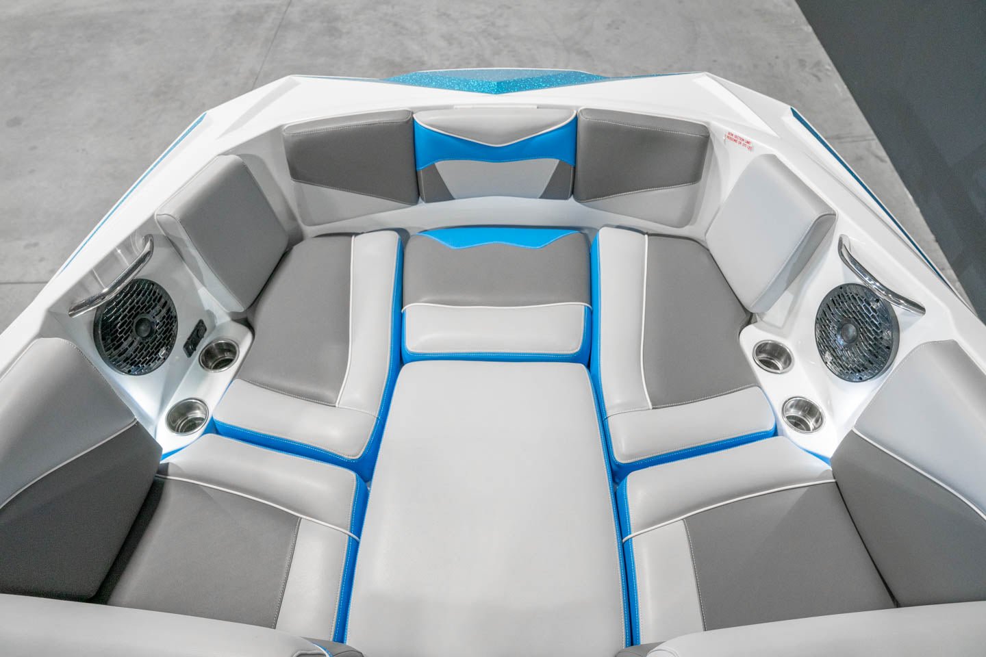2021 Supreme ZS232 Bahama Flake / White - BoardCo Boats