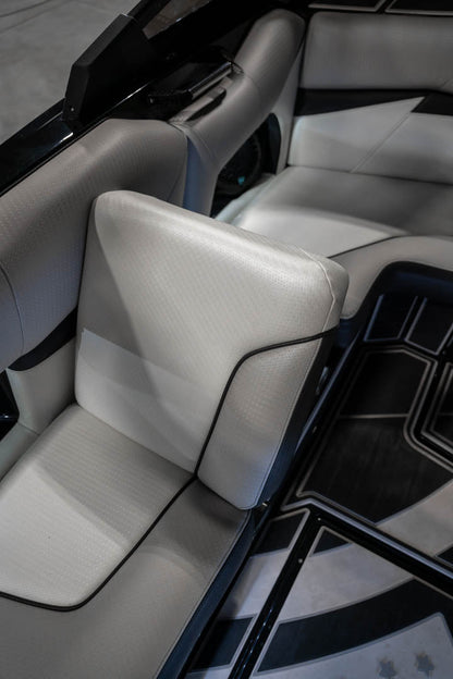 2022 Centurion Fi25 - BoardCo Boats