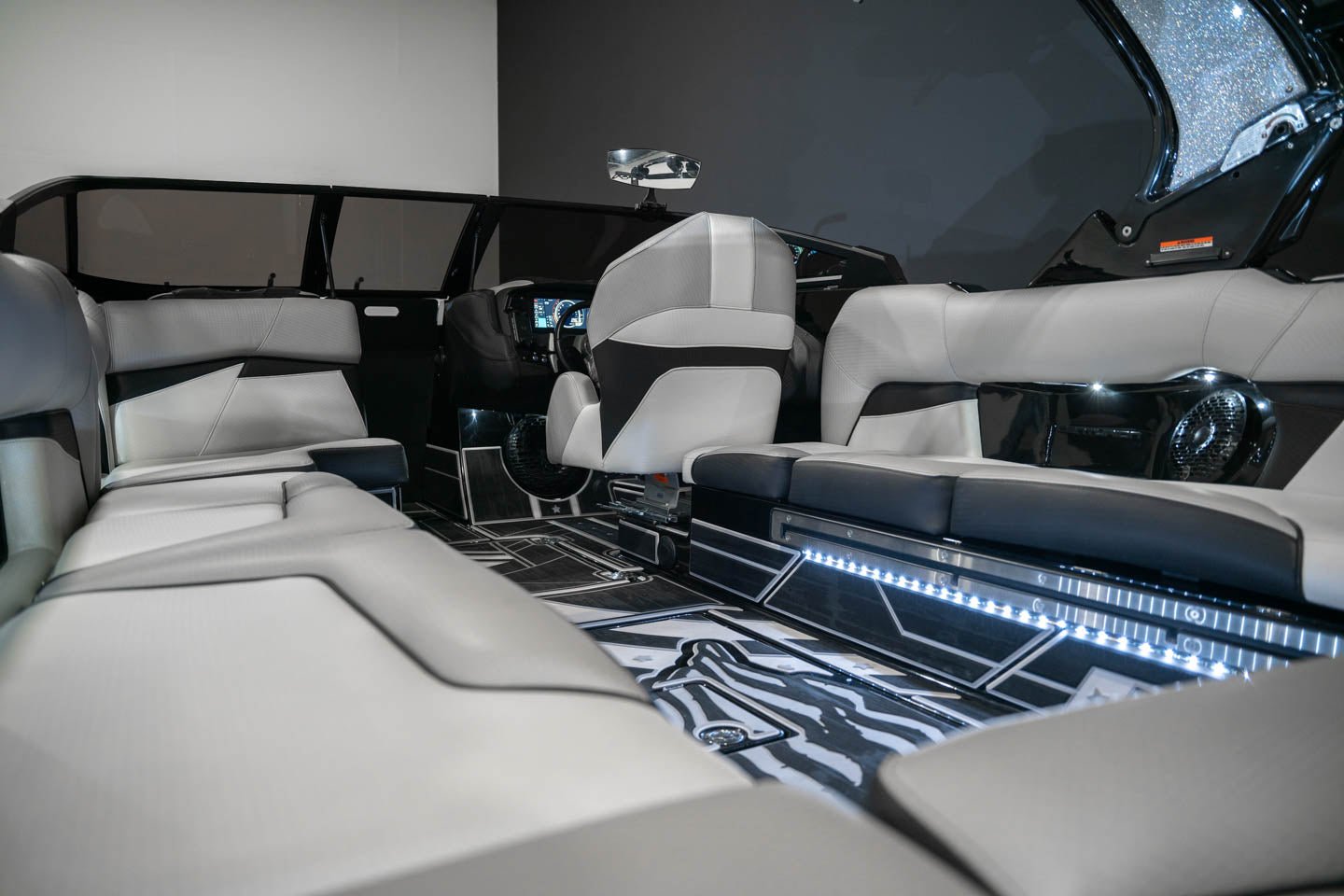 2022 Centurion Fi25 - BoardCo Boats