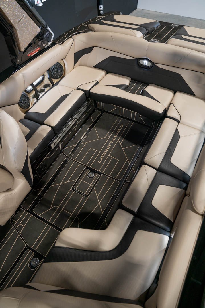 2022 Centurion Ri230 - BoardCo Boats