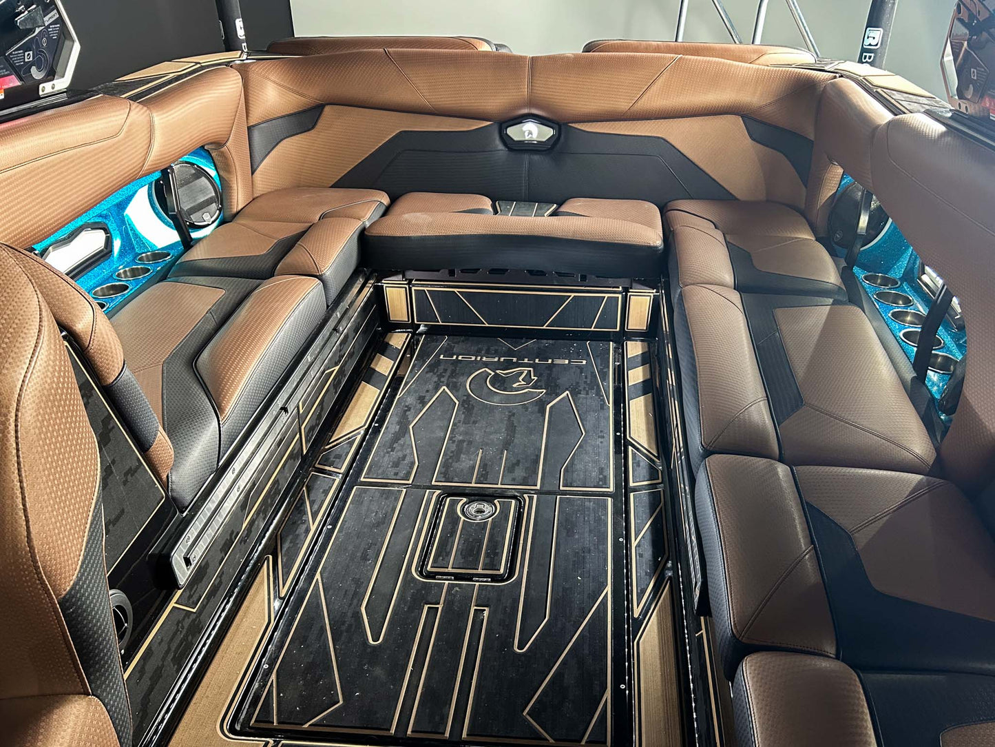 2022 Centurion Ri245 - Blue Flake / Black - BoardCo Boats