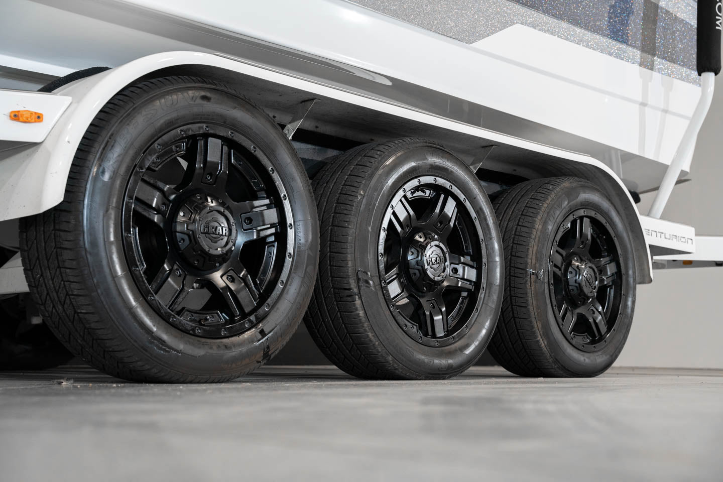 2022 Centurion Ri245 - White / Silver Flake / Gunmetal Flake - BoardCo