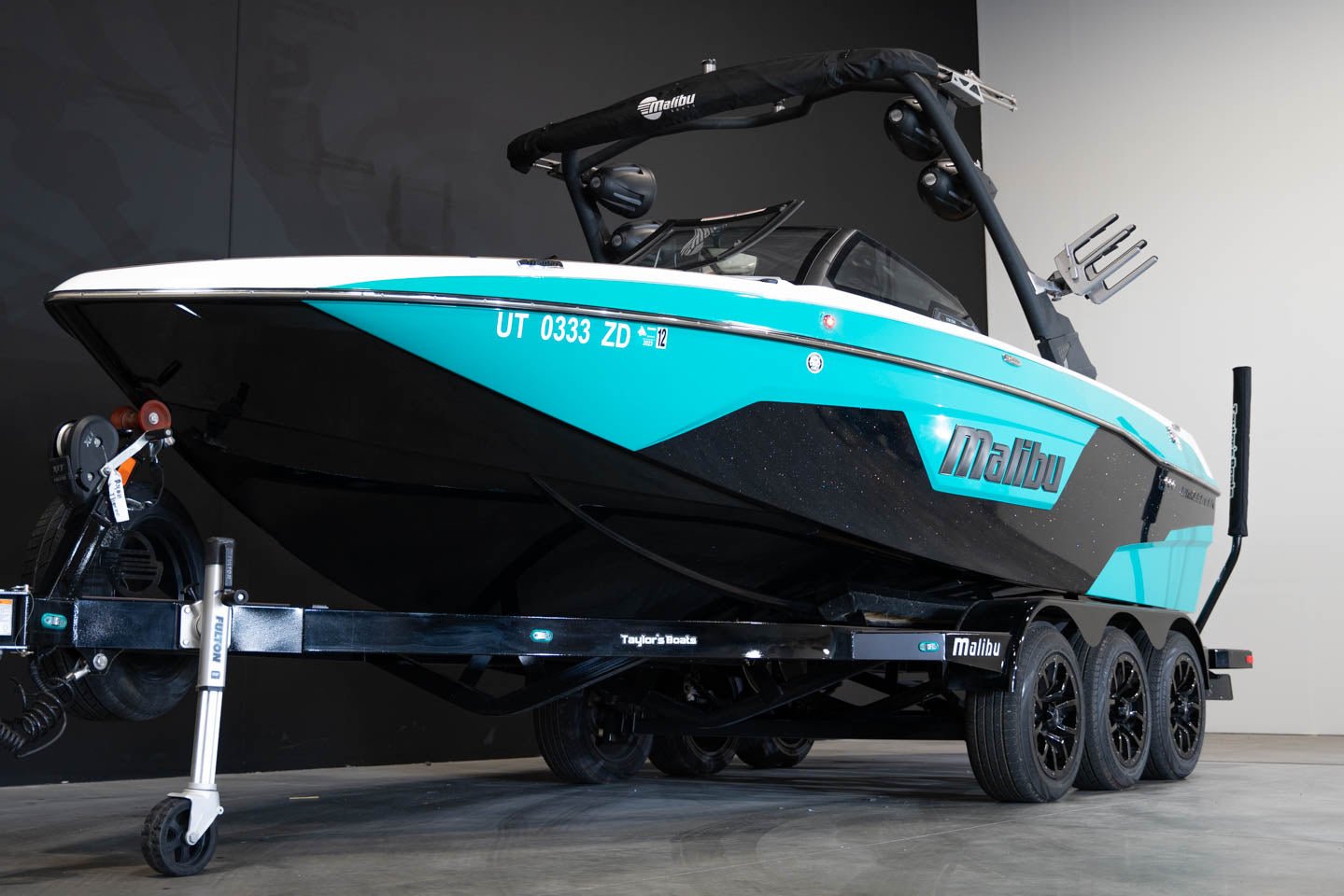 2022 Malibu 23LSV - BoardCo Boats