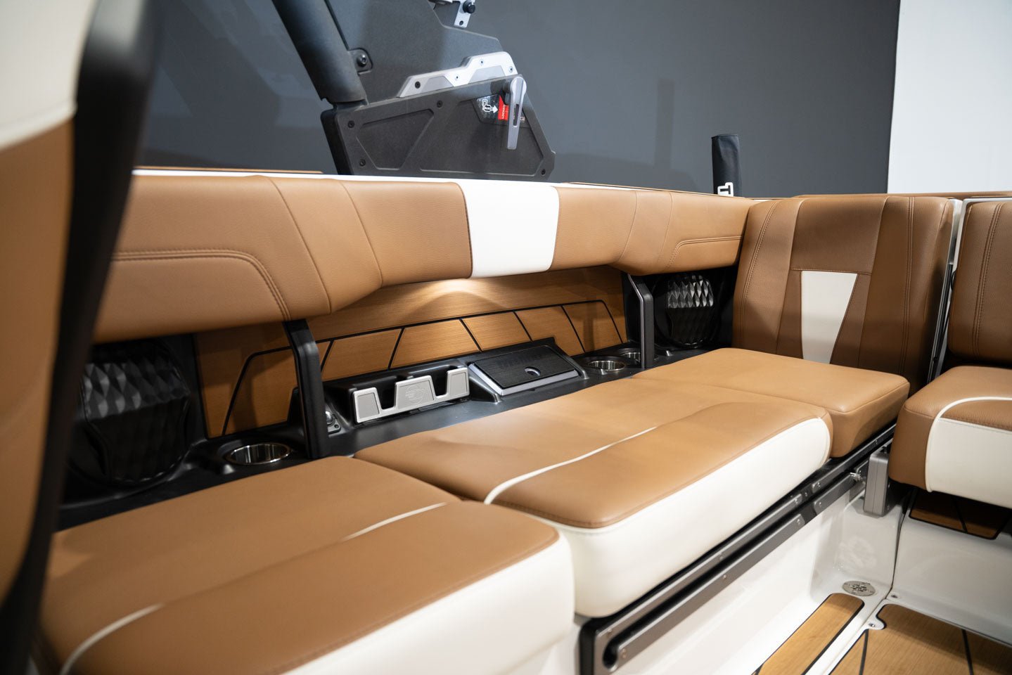 2022 Malibu 23LSV - BoardCo Boats