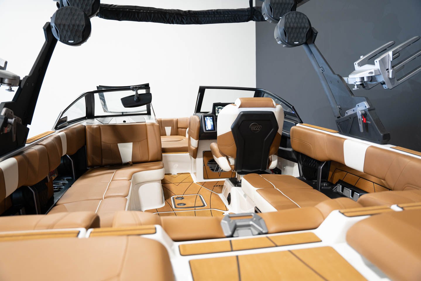 2022 Malibu 23LSV - BoardCo Boats
