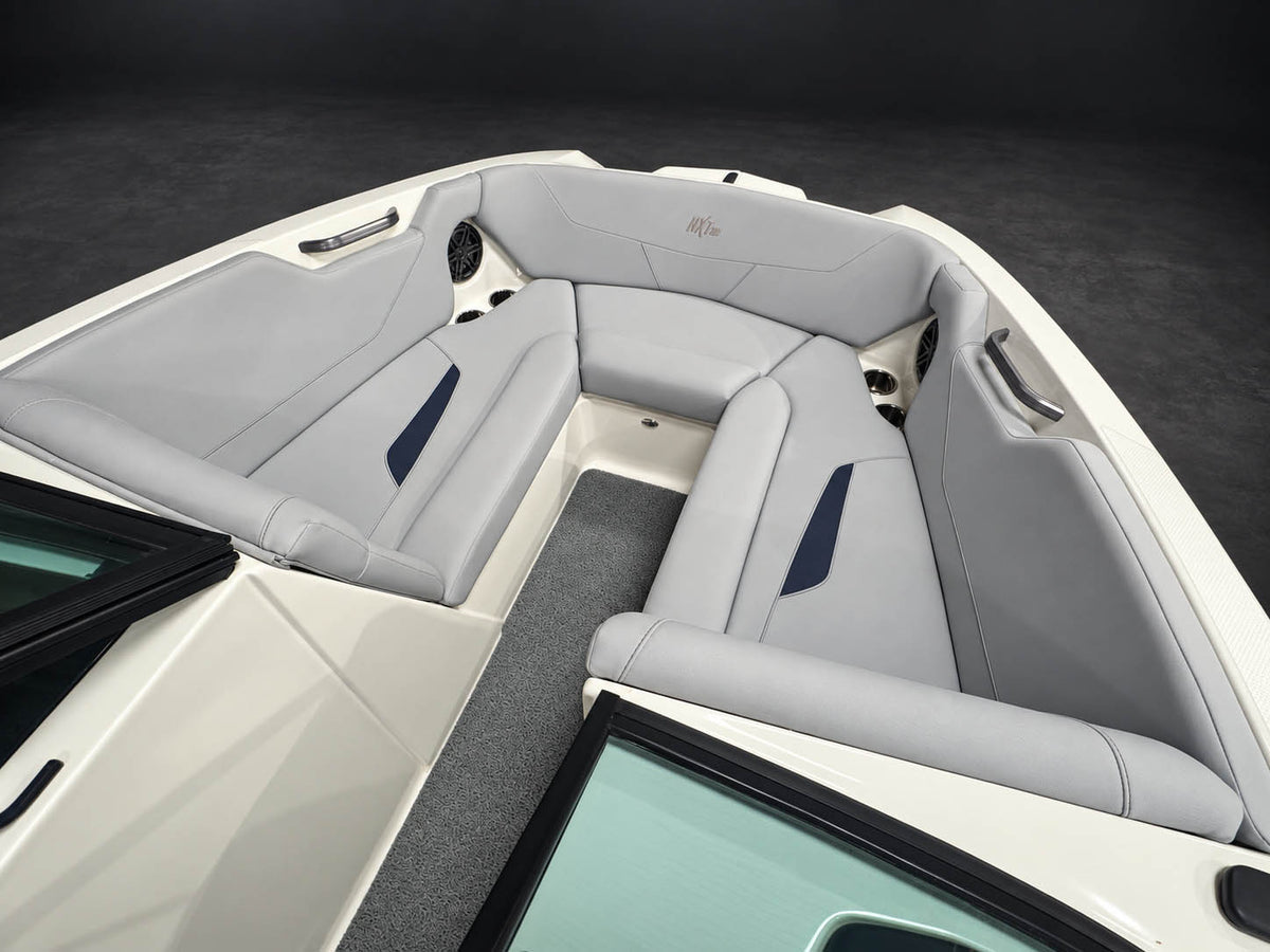 2022 Mastercraft NXT22 in BLUE w/ gray interior