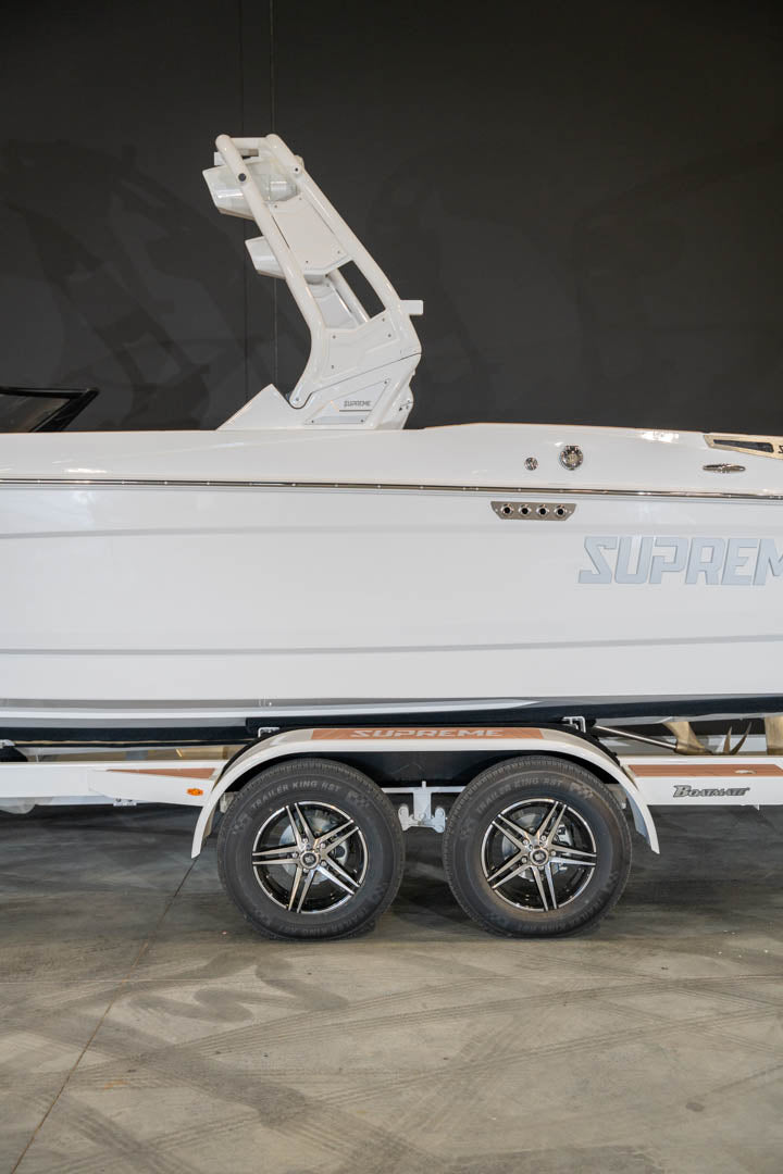 2022 Supreme S220 All White - BoardCo