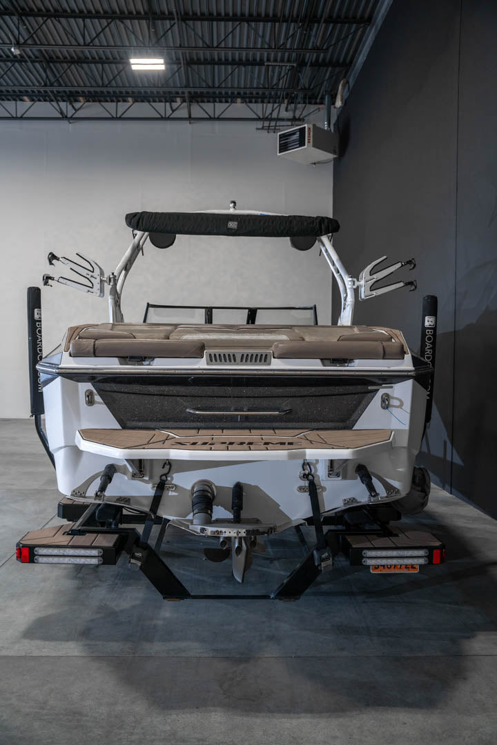 2022 Supreme S240 Black Flake / White - BoardCo Boats