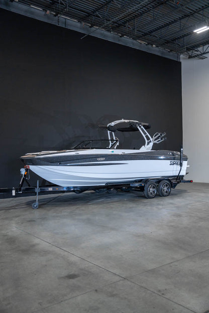 2022 Supreme S240 Black Flake / White - BoardCo Boats
