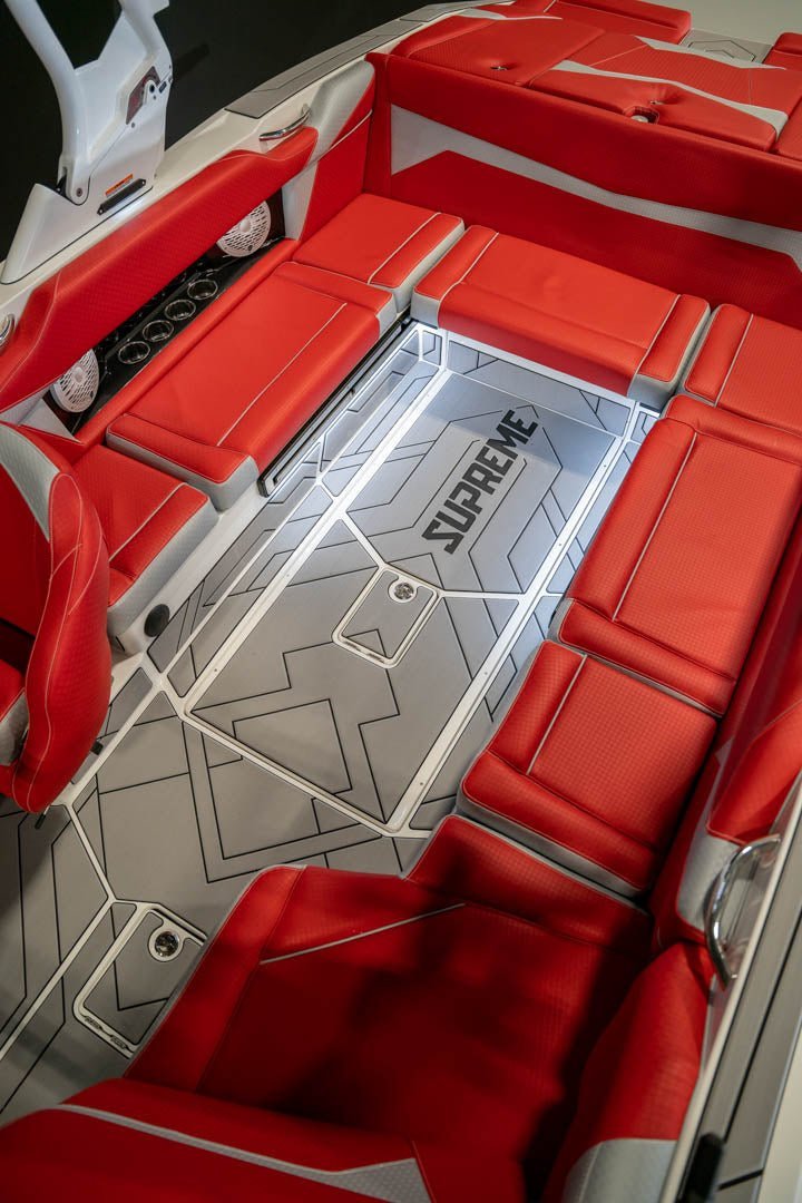2022 Supreme S240 Fire Red Flake / White - BoardCo