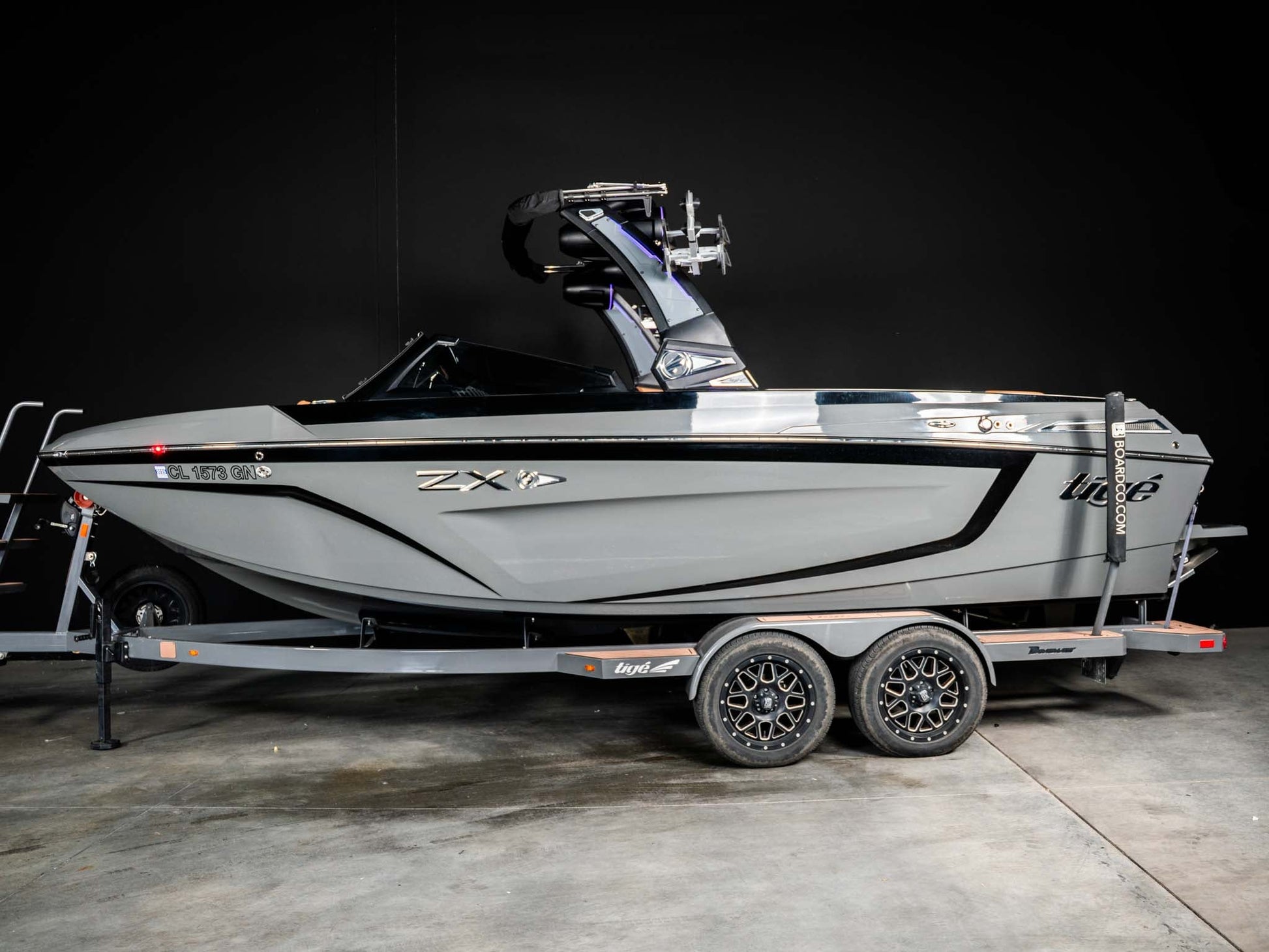 2022 Tige ZX - Gray / Gray - BoardCo Boats