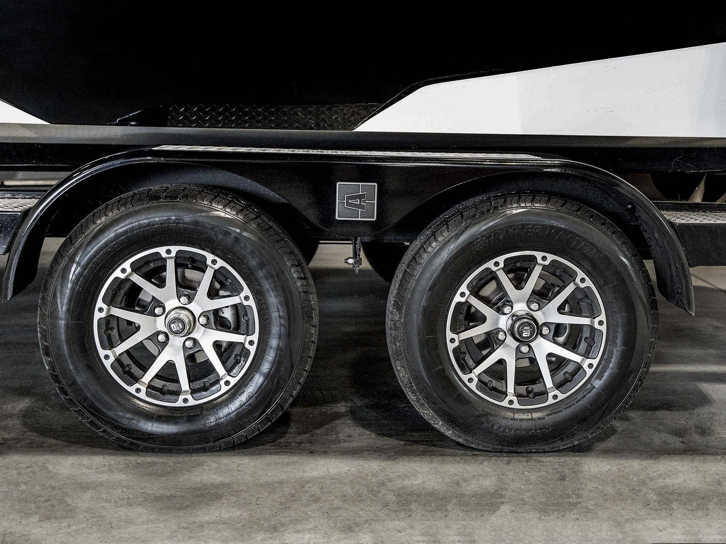 2023 Axis A20 - White / Black - BoardCo Boats