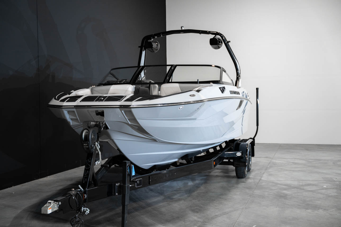 2023 Centurion Fi23 All Stone Gray - BoardCo Boats