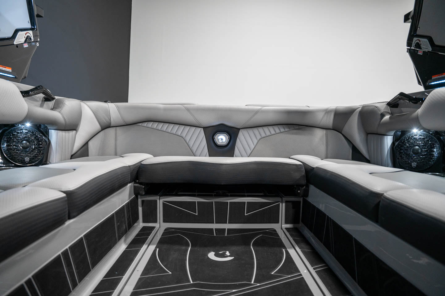 2023 Centurion Fi23 All Stone Gray - BoardCo Boats