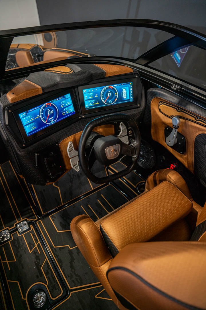 2023 Centurion Fi23 Black Flake / Black - BoardCo Boats