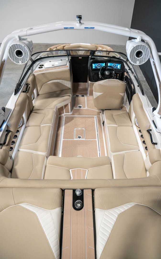 2023 Centurion Fi23 Champagne Flake / White - BoardCo