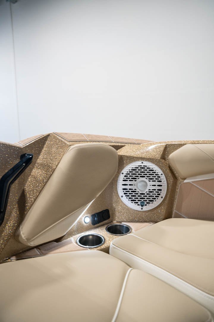 2023 Centurion Fi23 Champagne Flake / White - BoardCo