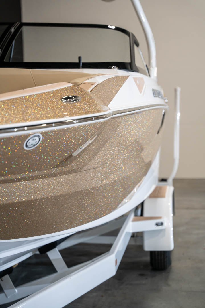 2023 Centurion Fi23 Champagne Flake / White - BoardCo