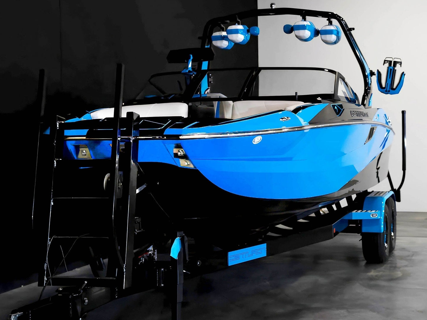 2023 Centurion Fi25 - Electric Blue/Black - BoardCo