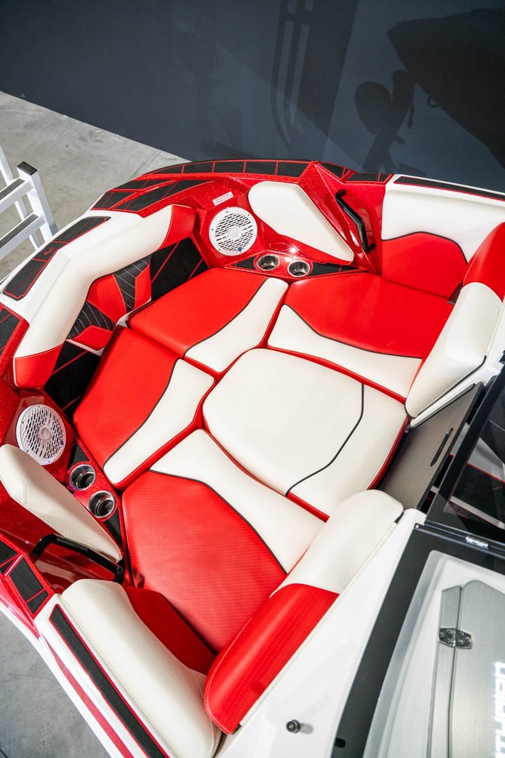 2023 Centurion Fi25 Fire Red Flake / White - BoardCo