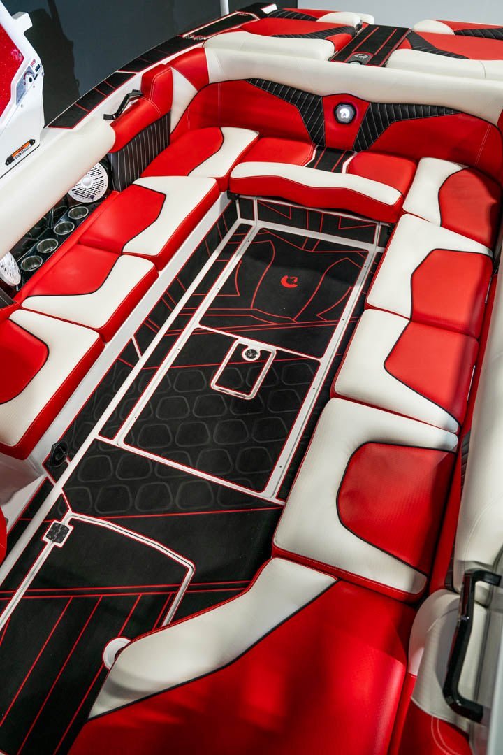 2023 Centurion Fi25 Fire Red Flake / White - BoardCo