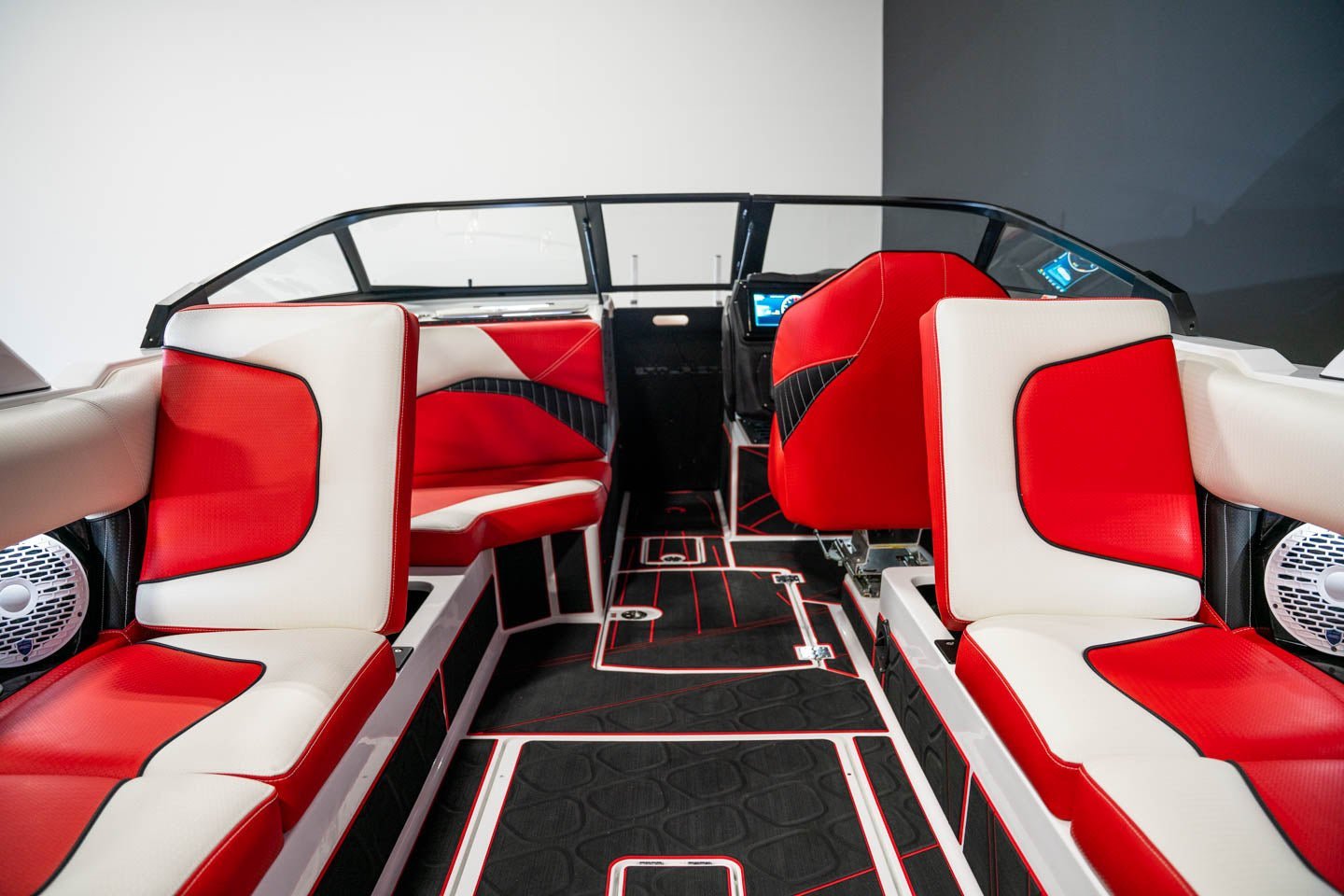 2023 Centurion Fi25 Fire Red Flake / White - BoardCo