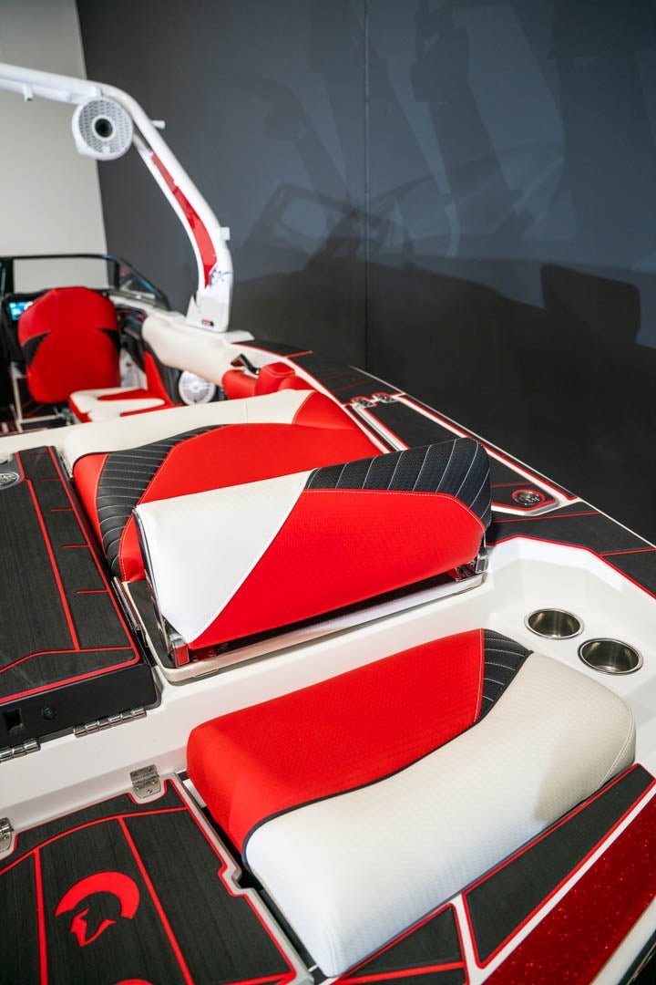2023 Centurion Fi25 Fire Red Flake / White - BoardCo