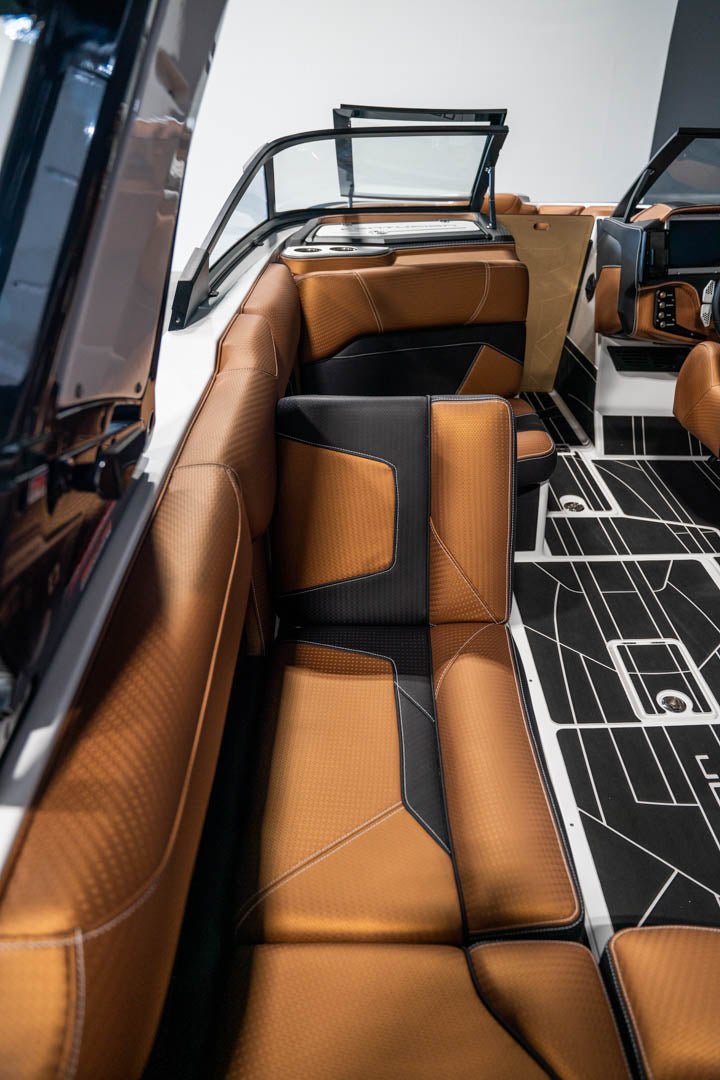 2023 Centurion Ri230 Black Flake / White - BoardCo