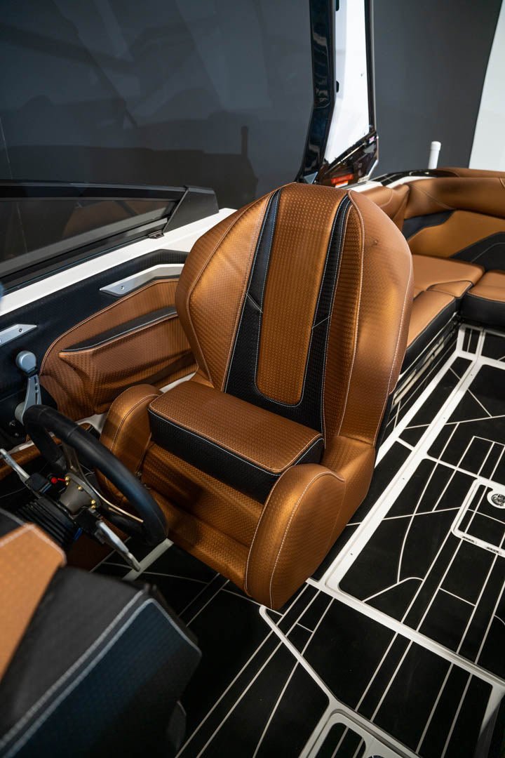 2023 Centurion Ri230 Black Flake / White - BoardCo