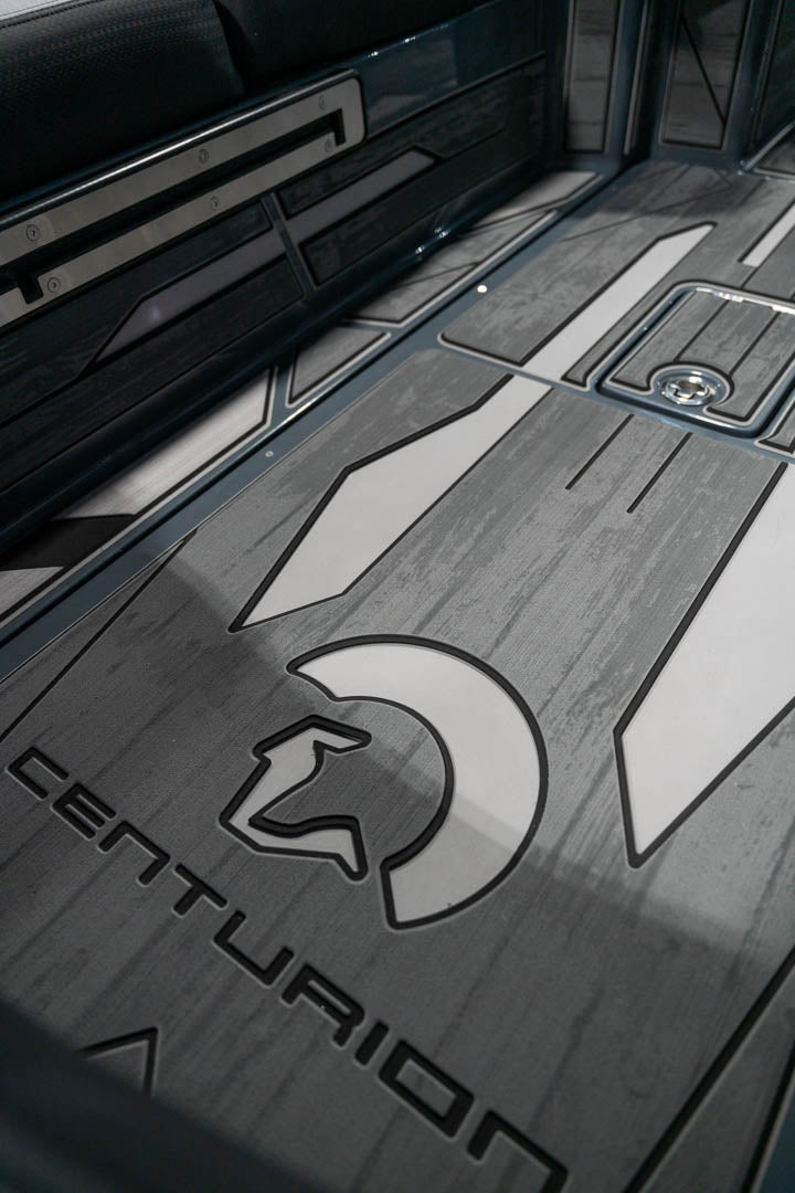 2023 Centurion Ri230 Gunmetal Flake / Silver Flake / Charcoal - BoardCo Boats