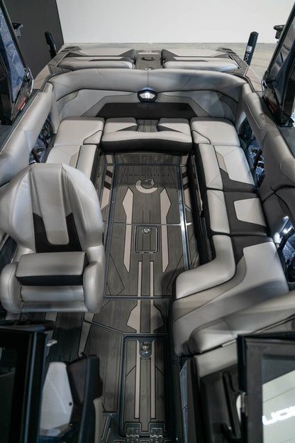2023 Centurion Ri230 Gunmetal Flake / Silver Flake / Charcoal - BoardCo Boats