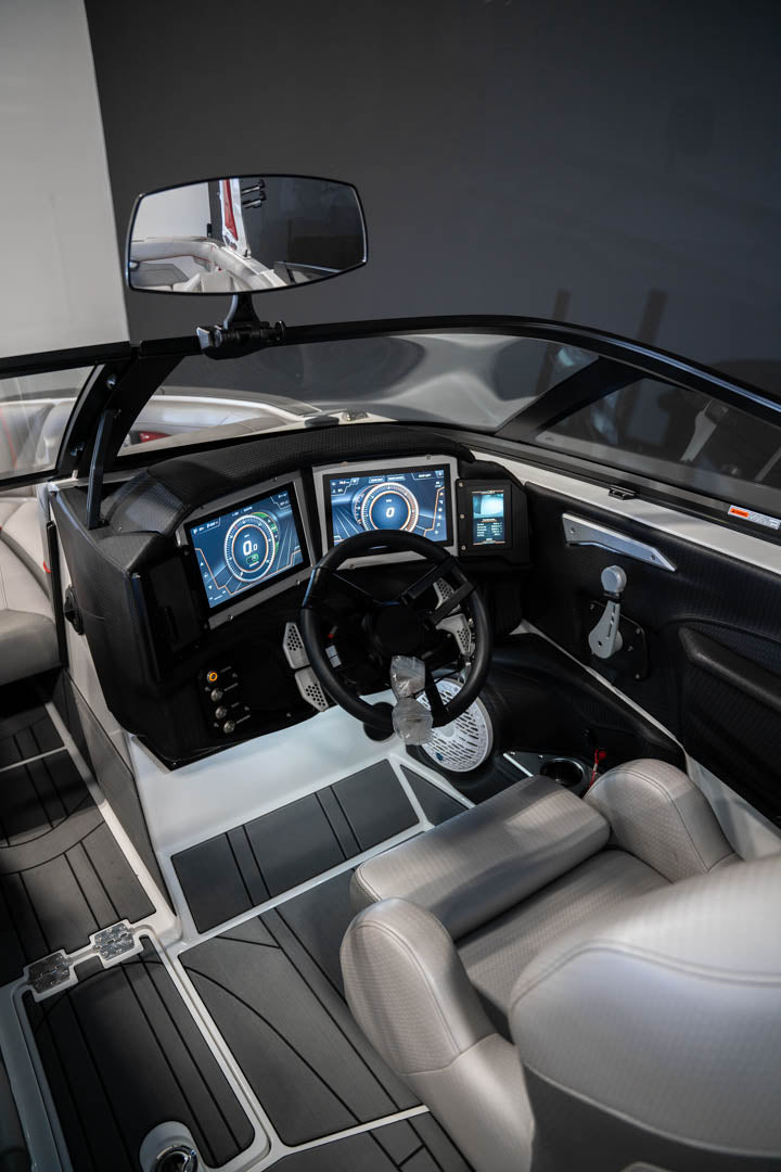 2023 Centurion Ri230 Red Flake / White - BoardCo Boats