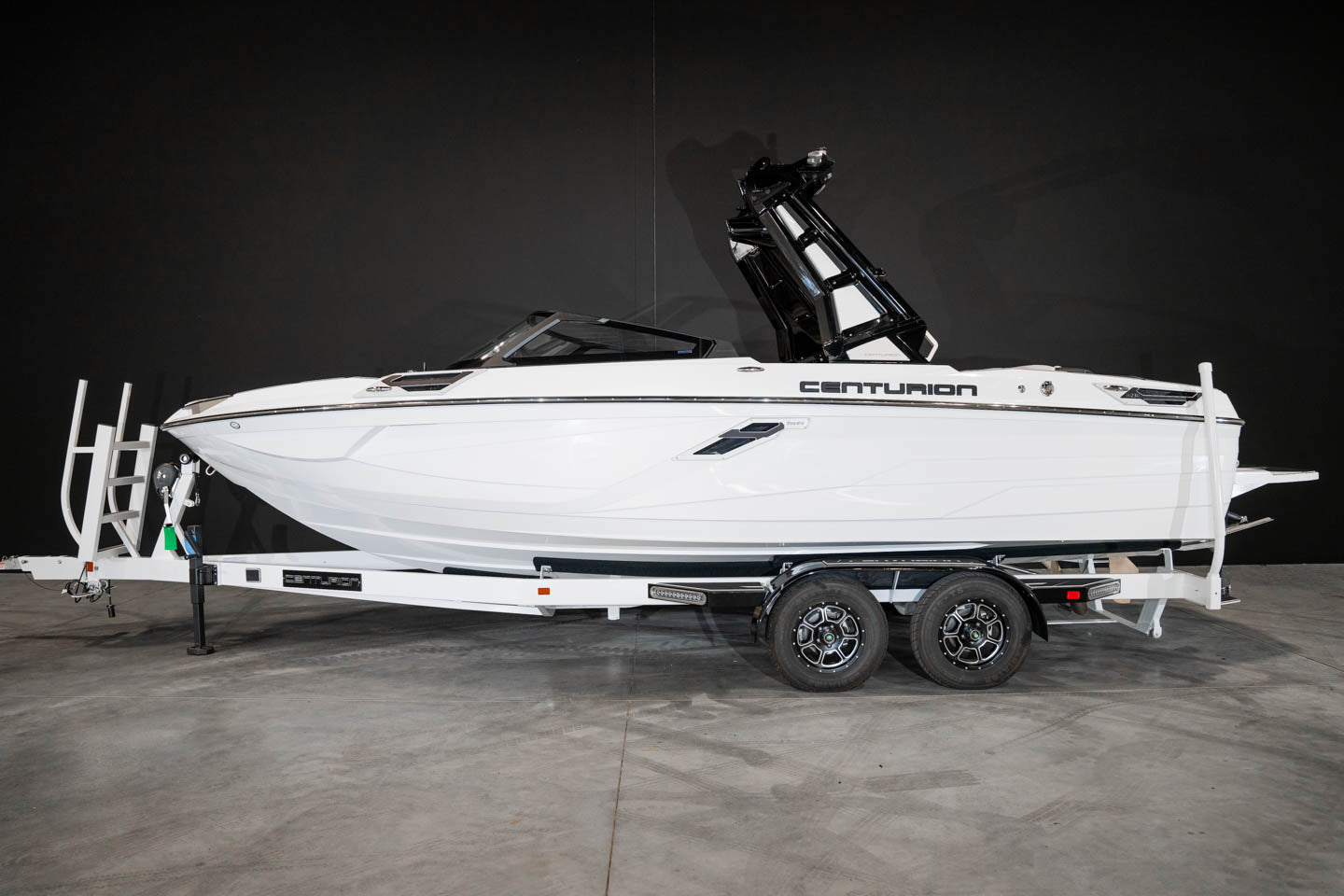 2023 Centurion Ri230 White / White - BoardCo