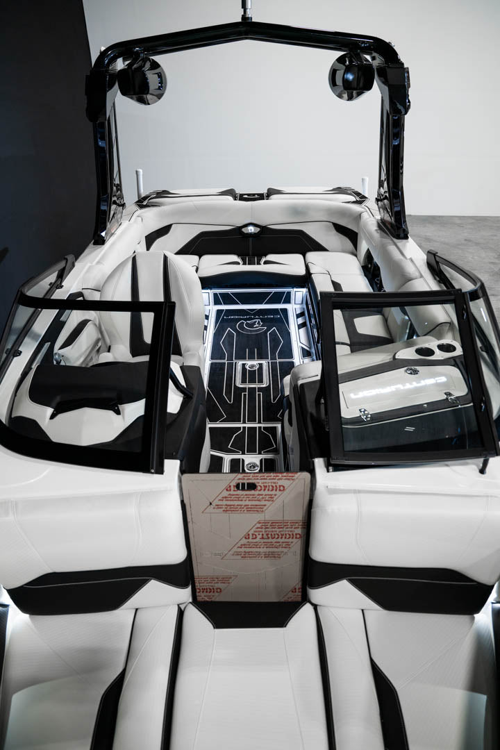 2023 Centurion Ri230 White / White - BoardCo