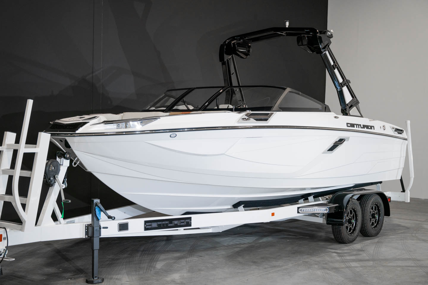 2023 Centurion Ri230 White / White - BoardCo