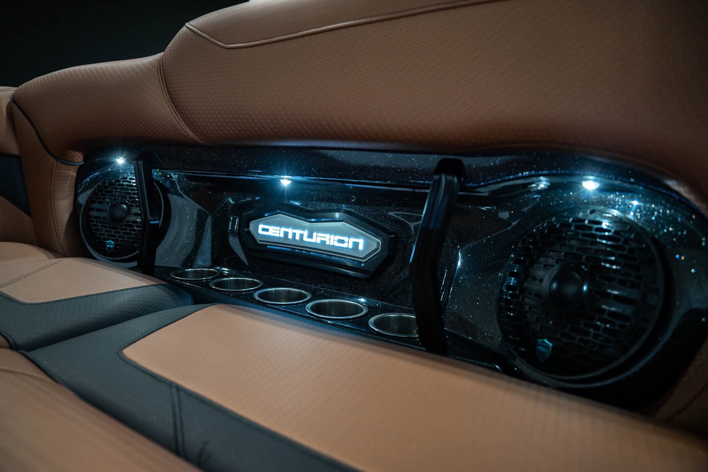 2023 Centurion Ri245 Black Flake / Black - BoardCo Boats