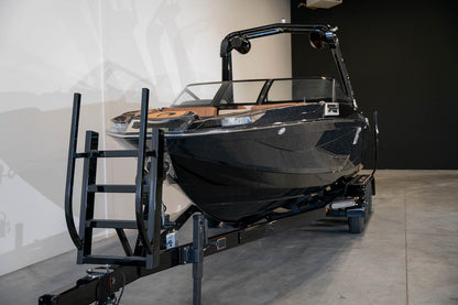 2023 Centurion Ri245 Black Flake / Black - BoardCo Boats