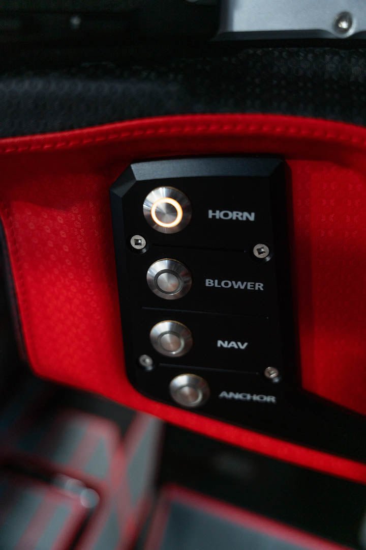 2023 Centurion Ri245 Black Flake / Too Red / Black - BoardCo Boats