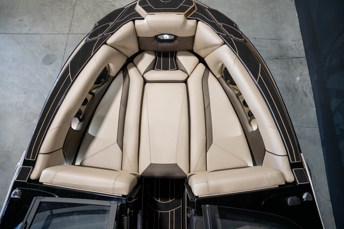 2023 Centurion Ri245 Champagne Flake / Black - BoardCo