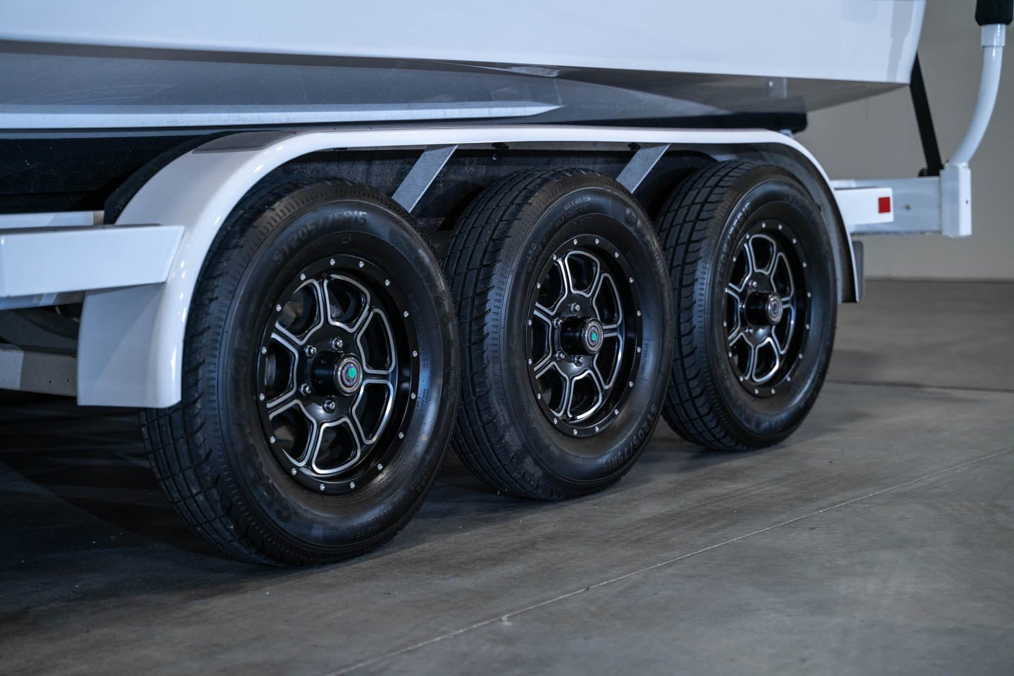 2023 Centurion Ri245 Silver Flake / White - BoardCo
