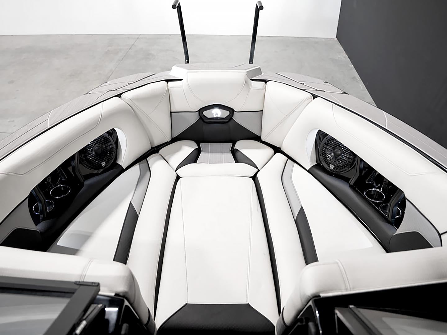 2023 Centurion Ri245 Silver Flake / White / Black - BoardCo